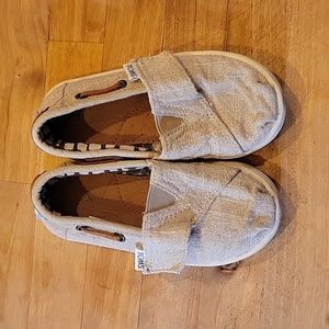 Toddler Toms